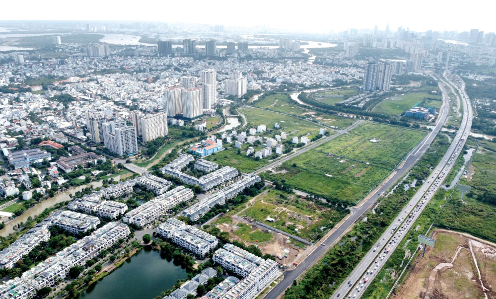 Quy định về kinh doanh bất động sản còn bất cập