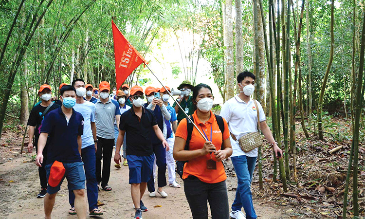 Khôi phục du lịch bằng các đường tour nội địa