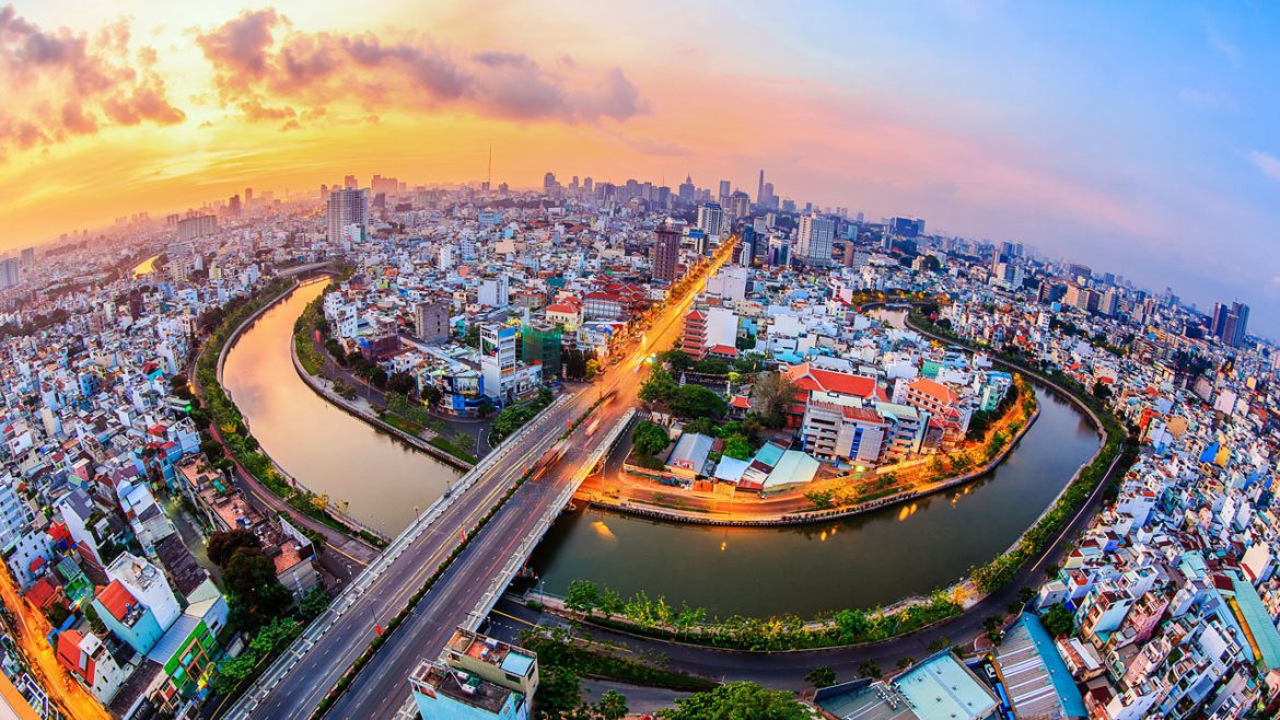 HCMC tightens control of real estate lending risks